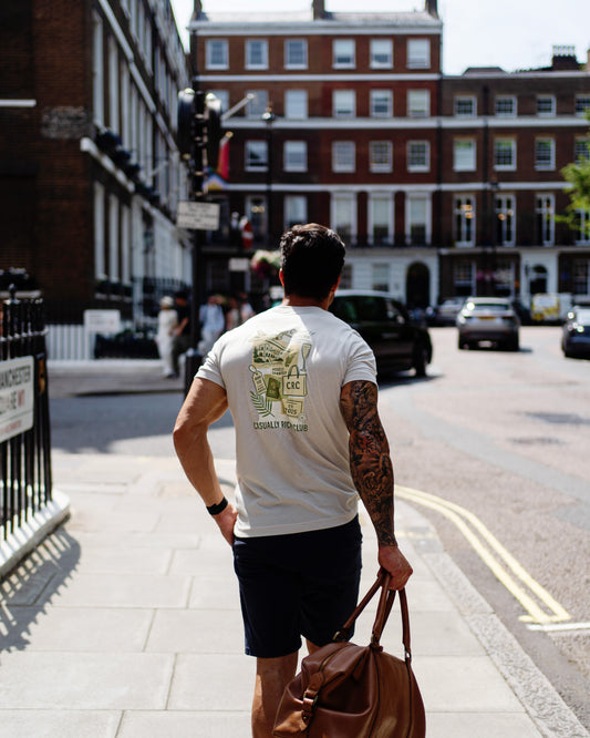 Rich Living Tee – Regular Fit / Back Design